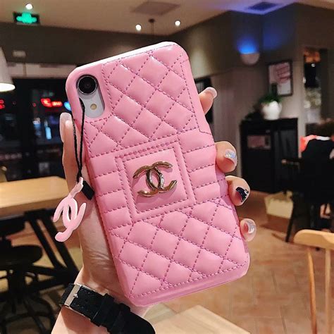 chanel telefoonhoesje|Chanel phone case.